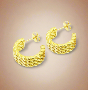 Avery Hoop Earrings