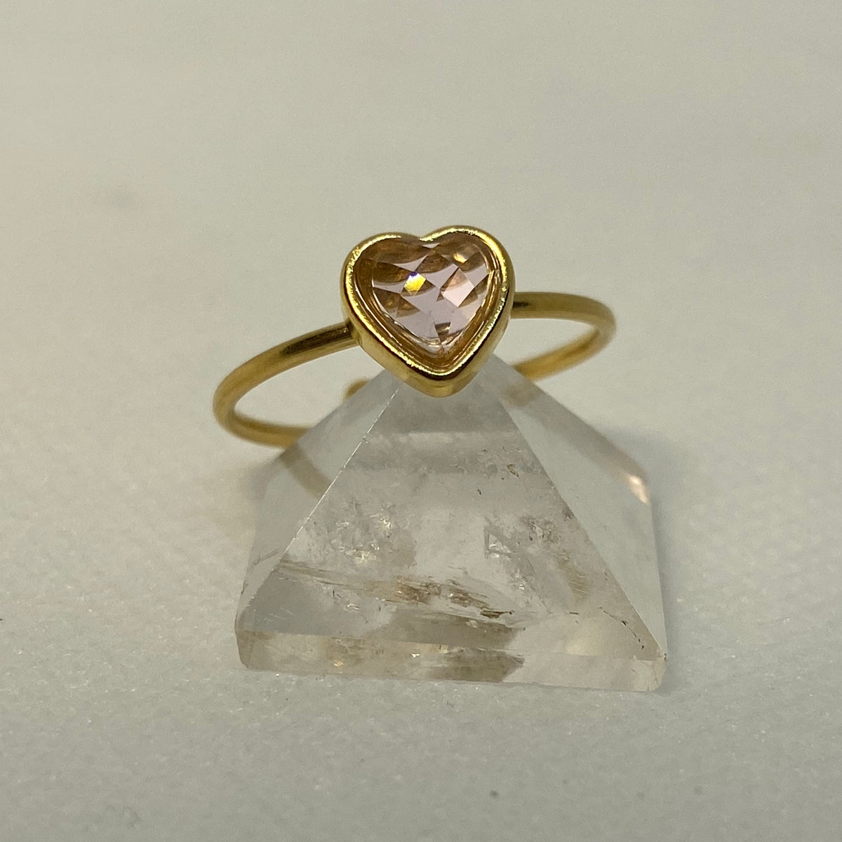 Pink Corazon - Gaia Luna