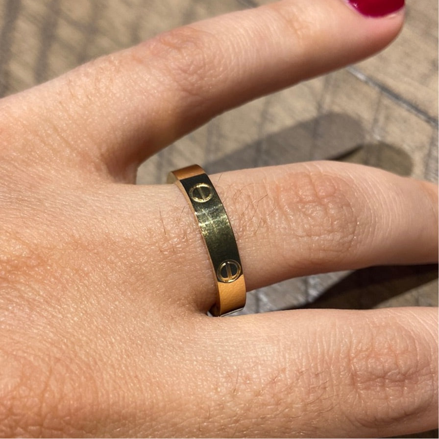 The London Love Ring - Gaia Luna