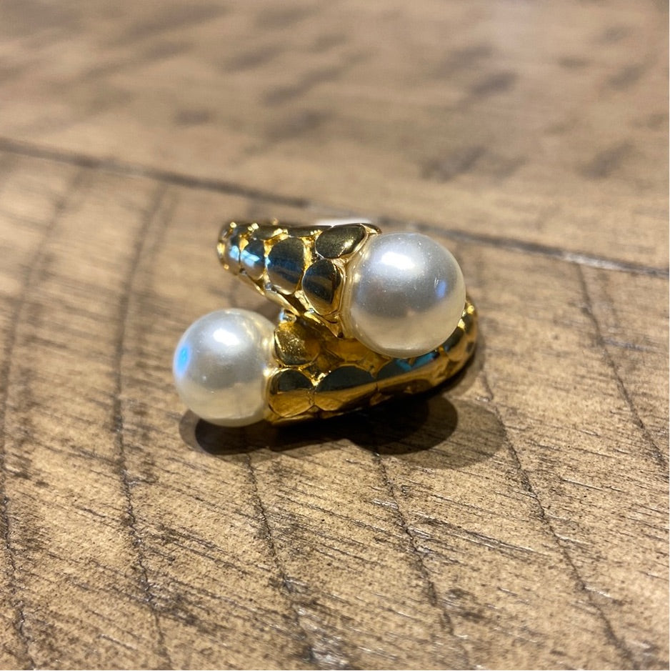 Pearl Ring - Gaia Luna